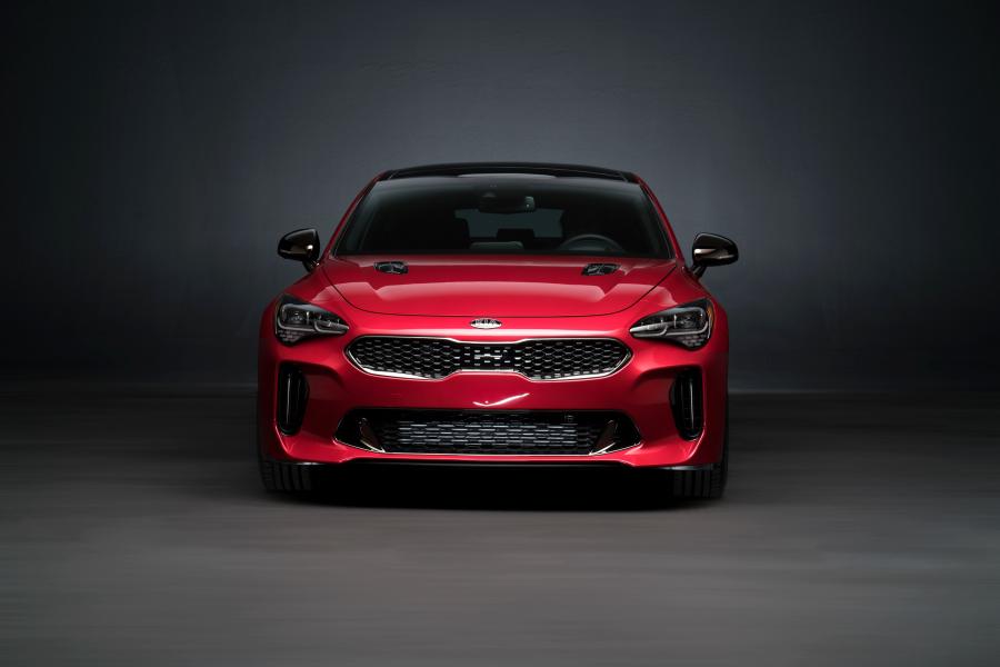  Kia Stinger GT (CK) 2017 года  (NA) (фото 6 из 50)